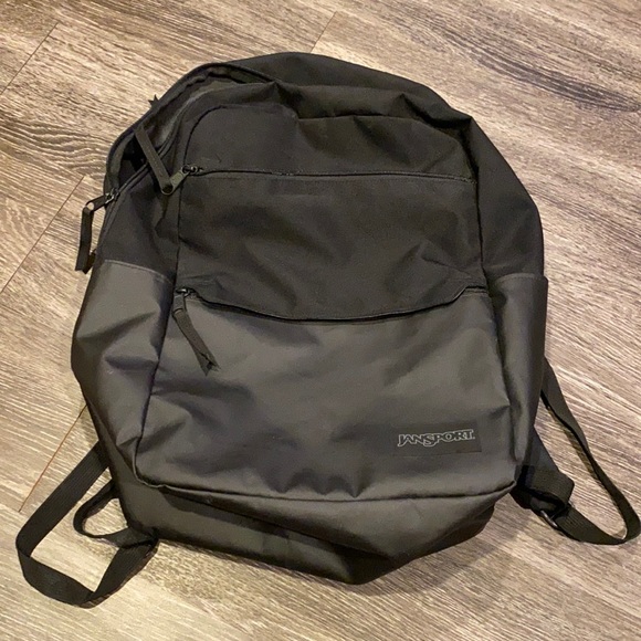 Backpack - Picture 1 of 2